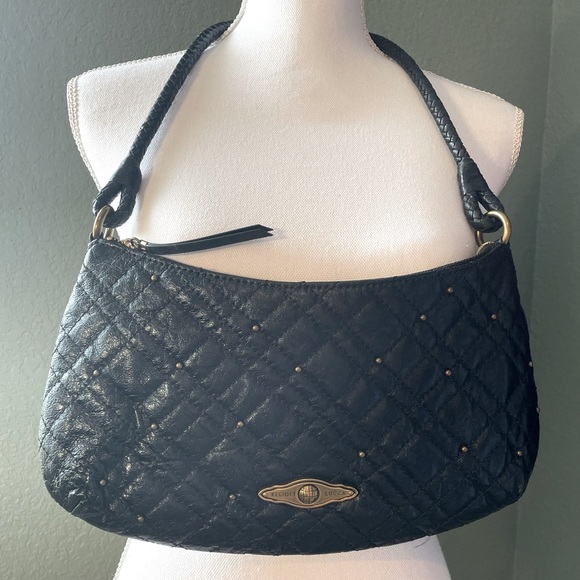 Elliott Lucca Handbags - 💙Elliott Lucca shoulder handbag💙